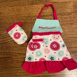 american girl / William Sonoma collar apron and oven mitt